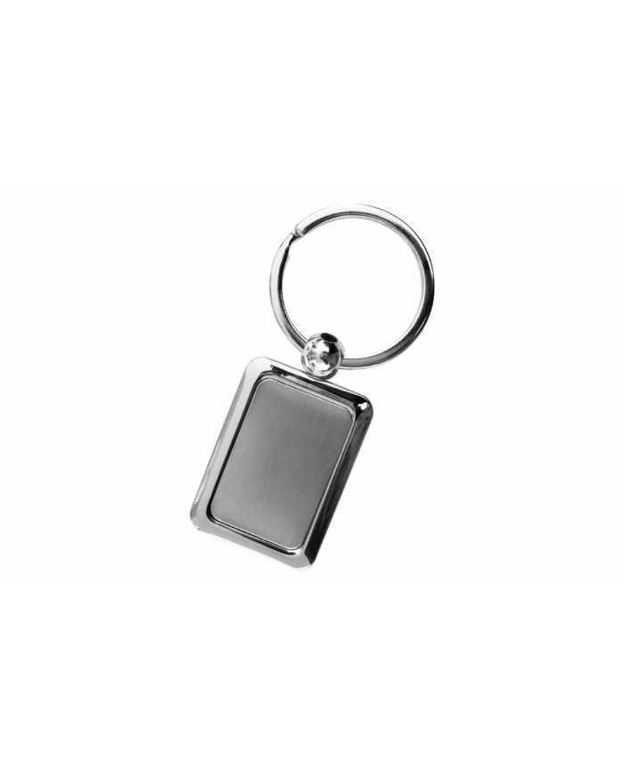 Llavero metal plateado